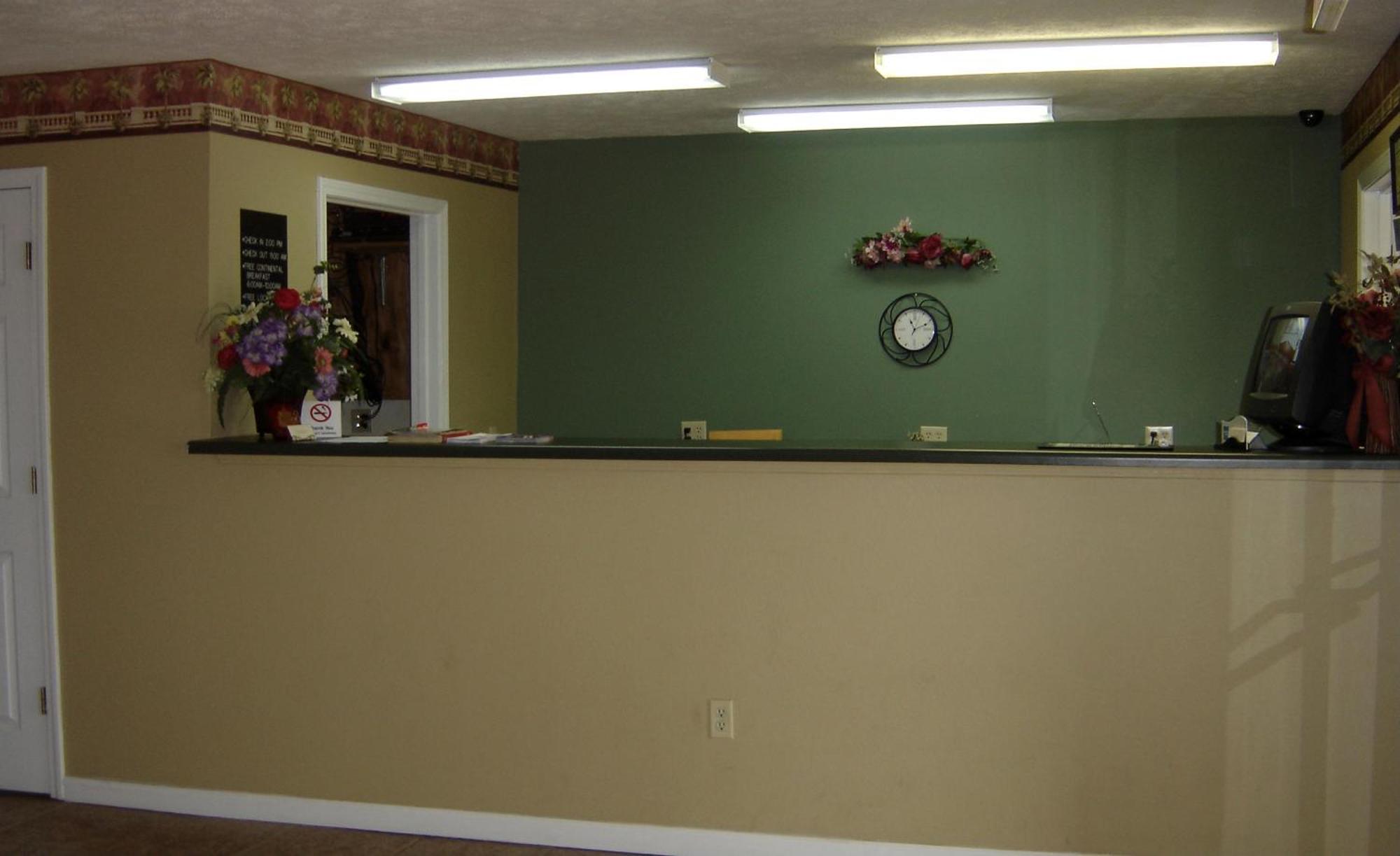 Homegate Inn Louisville Екстериор снимка